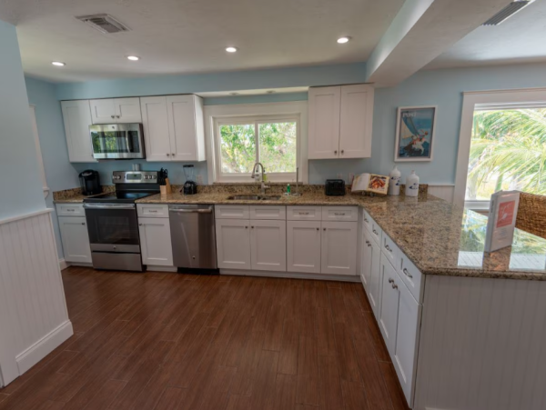 Anna Maria Five Bedroom Beach Home - Private Pool